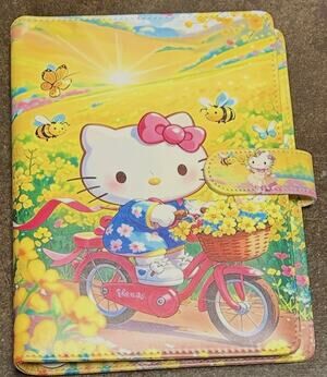 Hello Kitty size A5 Binder w/ stationery paper